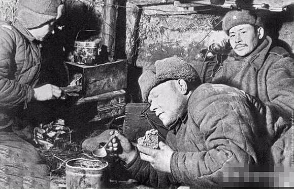 二战苏军士兵吃肉全靠美国援助？1918年1月28日托洛茨基组建红军 - 7