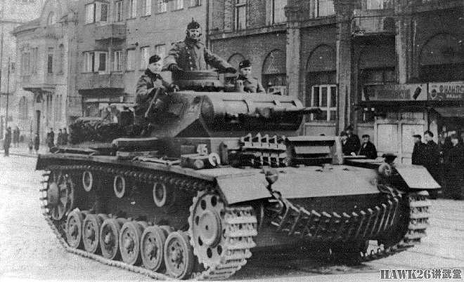 苏联T-28中型坦克在当时已经落后？“多炮塔”布局成为重要因素 - 3