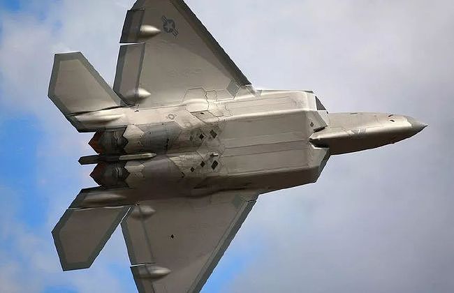美军的F-22猛禽战斗机隐身效果有多厉害？ - 2