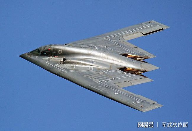 神秘机模曝光，貌似采用飞翼气动外形，是轰-20要来了吗 - 3