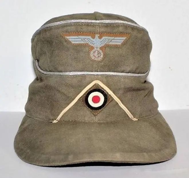 二战德国陆军的十大战斗帽，迷彩款式在当年很前卫 - 6