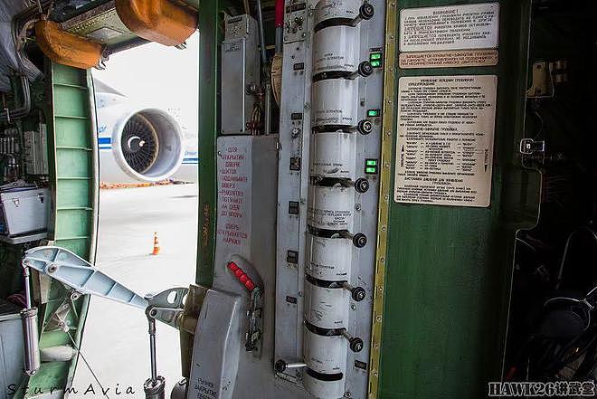 钻进安-124“鲁斯兰”巨型运输机 难得一见的上层甲板 还设有床铺 - 12