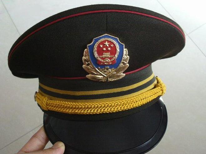 中国公安74年的警帽变迁史 - 15