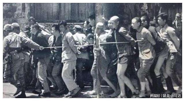 抗战中日本鬼子在中国无恶不作，但见到一个人画像，就会鞠躬敬礼 - 2