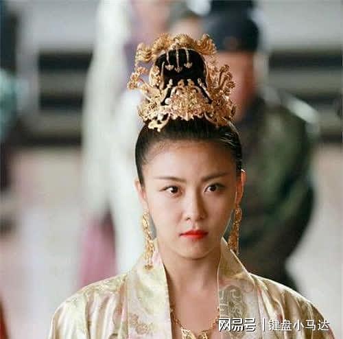 她是外国美人，却成中国皇后，上位第一件事，派大军灭了自己母国 - 3