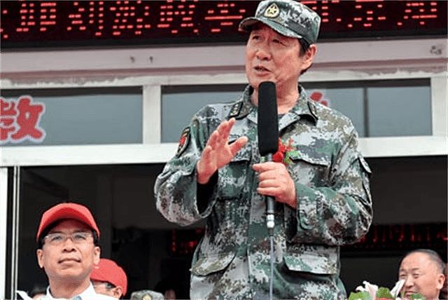 他是刘少奇的小儿子，37岁任副省长，58岁晋升上将，今年70岁 - 8