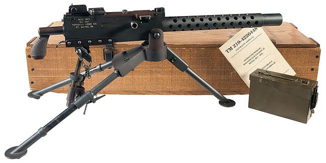 美国军方为机枪而设计的辅助装备：M2三脚架 - 3