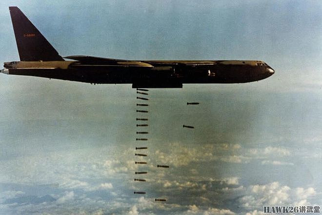 70年前 B-52原型机首飞“同温层堡垒”演变历程 将服役到2050年 - 12