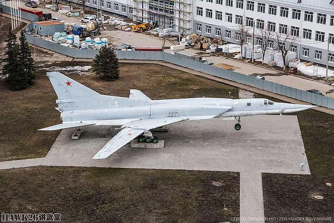 图说：公园里的图-22M3“逆火”俄罗斯唯一的战略轰炸机纪念碑 - 5