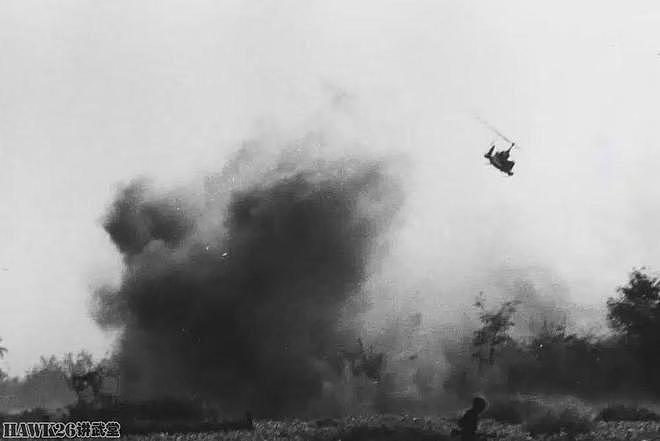 图说：世界上最早的武装直升机“休伊野猪”如何在越南大杀四方 - 1