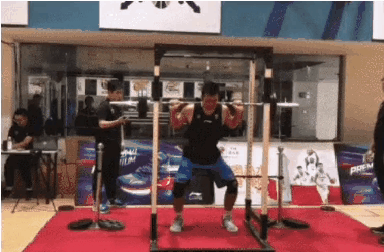 华哥挑战深蹲270公斤，成功完成3次动作，网友：动作不够标准 - 7