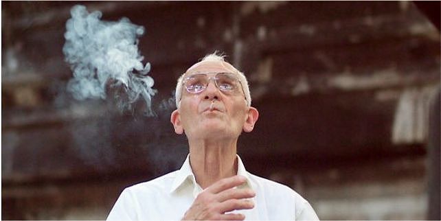 吸烟不会影响寿命？为何有人烟不离手很长寿，有人从不吸烟却短命 - 3