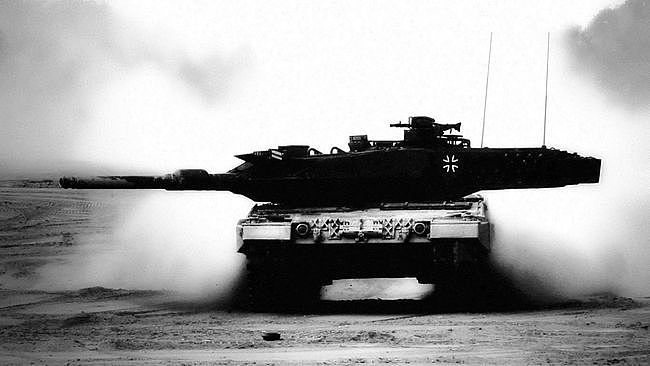 有多少国家装备德国豹2坦克？这个横跨欧亚两洲的国家拥有300辆 - 4
