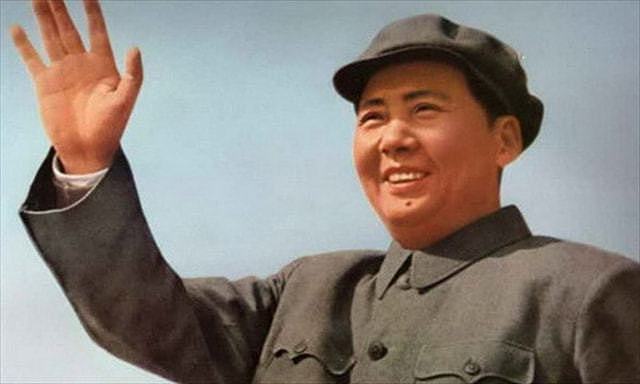1947年，胡宗南占领了毛主席的窑洞，感叹：我们永远打不过他的 - 1