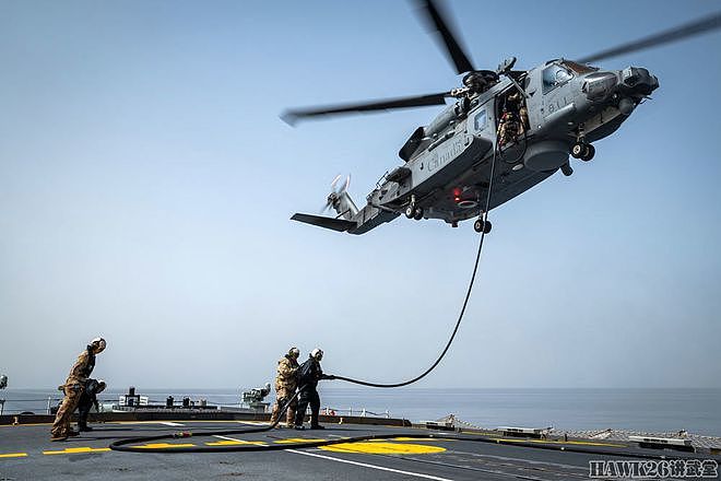 加拿大“蒙特利尔”号护卫舰演习照 CH-148飞行训练 项目设置多样 - 16