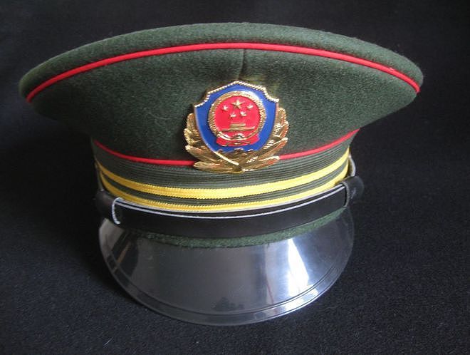 中国武警40年的军帽变迁史 - 1