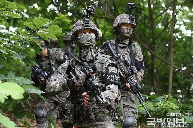 韩国第28师侦察营实战演习 如何伏击渗透部队 检验先进单兵装备 - 6