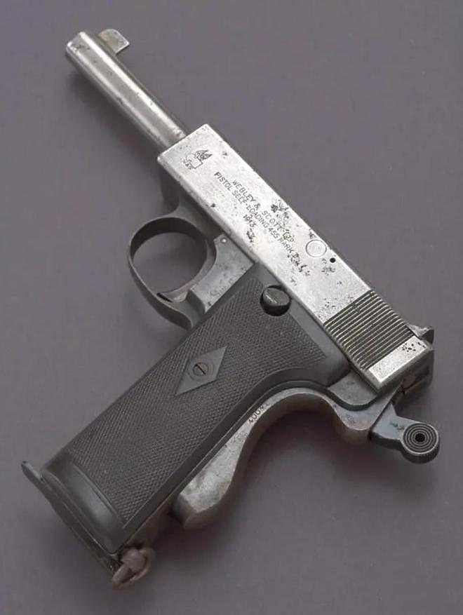 二战时期各国将官的常用佩枪，瓦尔特PPK是永远的经典 - 11
