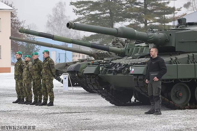 捷克接收第一辆豹2A4主战坦克 德国买单 补偿支援乌克兰的T-72M1 - 2