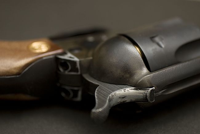 美国著名将军巴顿的佩枪 有着 “一把即可平定西部” 的称号 - 9