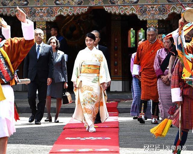 日本公主与平民结婚，自愿放弃皇室身份，日本民众反应激烈 - 4