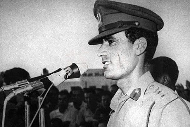三次空战都是卡扎菲大败：1989年1月4日第二次锡德拉湾事件发生 - 7