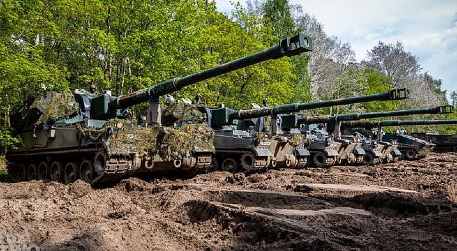 拜登决定不给乌军提供远程火炮 防止打到俄境内升级战争风险 - 1