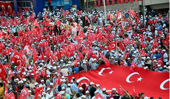 土耳其民众力挺巴勒斯坦，背后的十八亿穆斯林人真不是闹着玩的 - 2