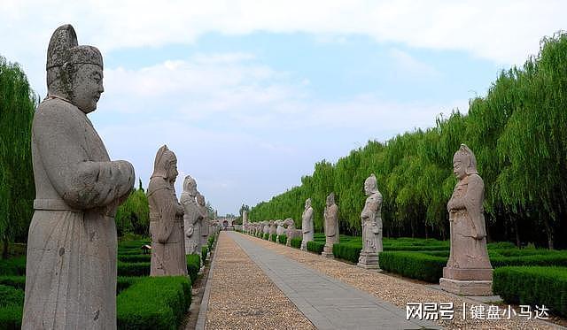 曾差点成为国家都城的小县城，与南京齐名，拥有比故宫还大的宫城 - 11
