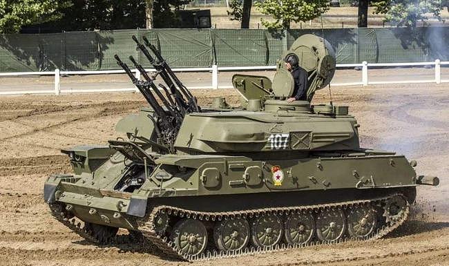火力凶猛！俄罗斯将换装2S38“偏流”自行高炮，未来战场的多面手 - 2