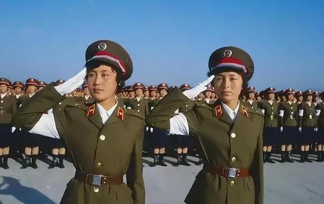新中国军服进化史，其中的65式是一代不可磨灭的经典 - 28