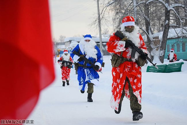 端着AK的严寒老人“战斗民族”硬核训练日 新兵第一个军营圣诞节 - 2
