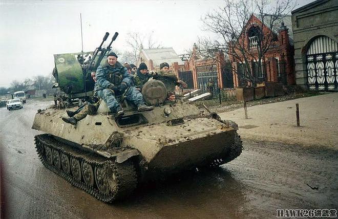 俄乌武装冲突中的魔改MT-LB“面条-萝卜装一切”笼罩上神话色彩 - 29