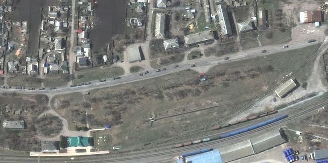 俄乌战况评论：乌东伊久姆或成进攻目标 卫星拍到最新影像 - 2