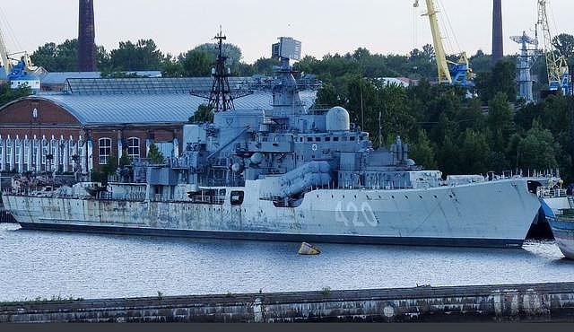 乌克兰为什么只分到黑海舰队几艘破船？1994年6月8日乌俄达成协议 - 12
