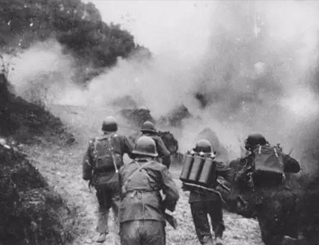 对越反击战：廖锡龙拖延进攻者阴山时间，战后为何一举成名受称赞 - 3