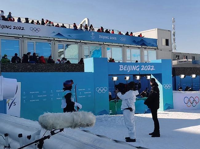 历史性时刻！谷爱凌大逆转创造4个第一，助中国登顶冬奥会奖牌榜 - 7