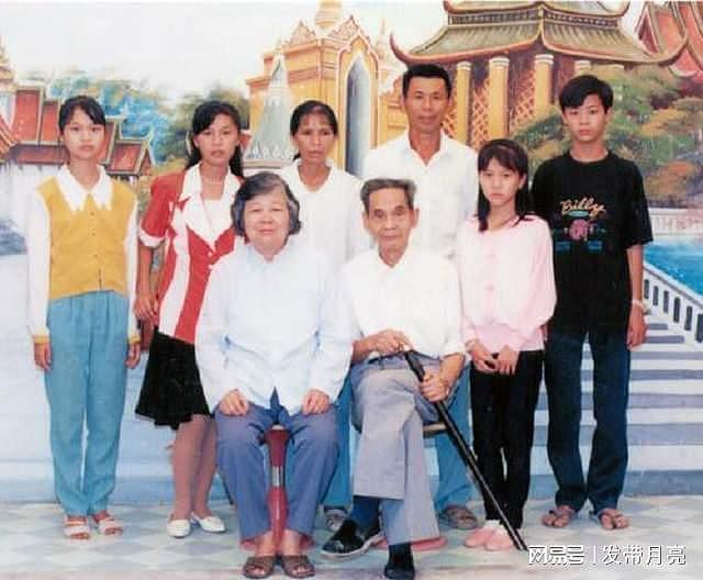谢汉光，潜伏台湾42年，与新婚9天的妻子再次相见时已儿孙满堂 - 7