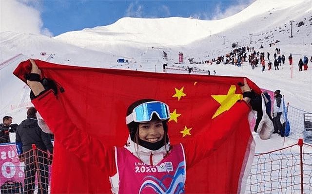 16岁混血少女谷爱凌：放弃美籍加入中国，夺得数枚金牌，近况如何 - 1