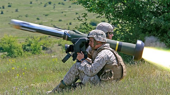 报告：美国军援乌克兰 “量身定制” 含火炮等重型武器 - 2