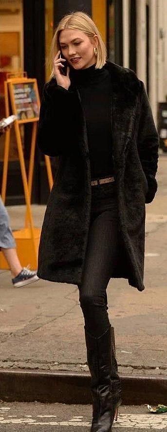 加绒外套在纽约挺受欢迎，搭配得很时髦，女人穿上能变霸气 - 2