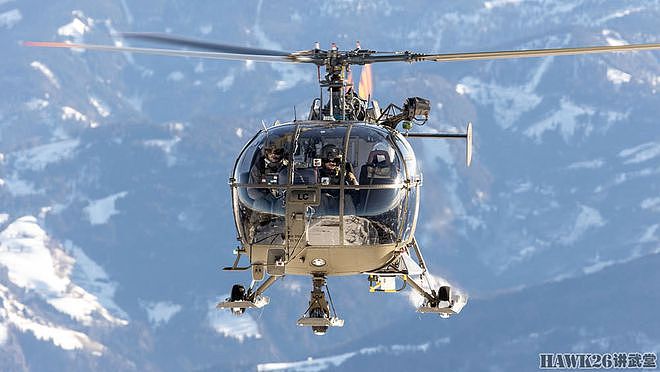 奥地利陆军航空兵山区起降训练 模拟救援阿尔卑斯山区的遇险者 - 9