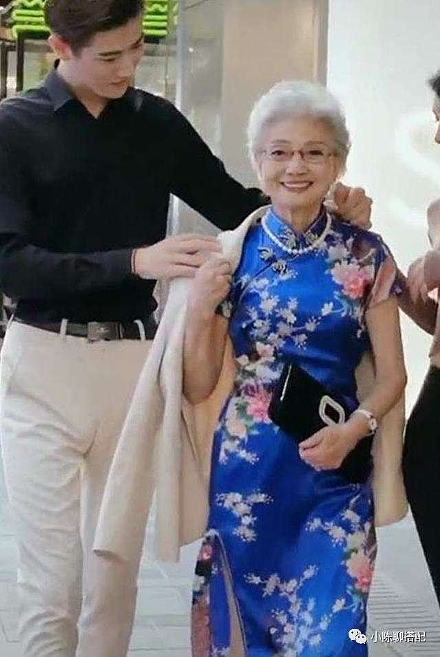 70岁出道，91岁直播带货，这位中国奶奶活成了我们羡慕的老年样子 - 3