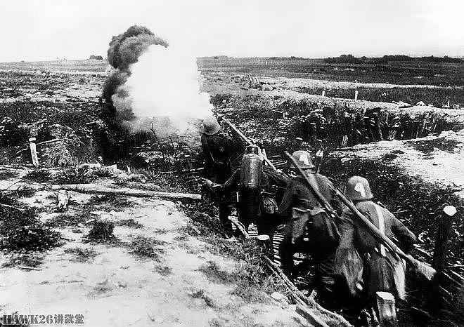 第一次世界大战中 德军使用的火焰喷射器 令人毛骨悚然的恐怖武器 - 3