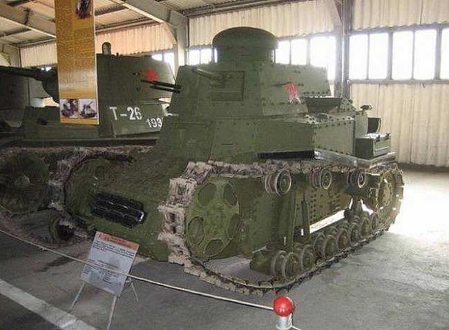 维克斯坦克的苏联衍生版，二战中老骥伏枥的T-26轻型坦克 - 2