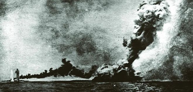 日德兰海战，德舰“皮糙肉厚”才损失小吗？成败在一个不起眼的点 - 8