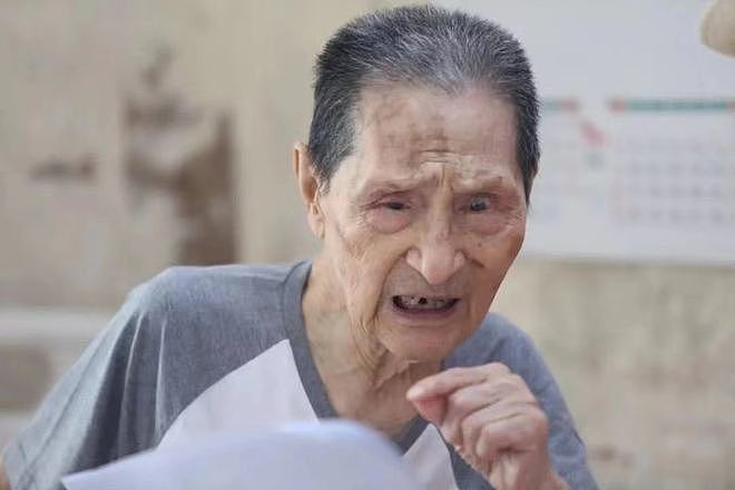 102岁老艺术家因病逝世，生前露面说话流利，演员陈旭明发文悼念 - 13