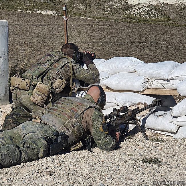 西班牙陆军第7届狙击比赛 两人小组配合默契 巴雷特M95大狙亮相 - 9