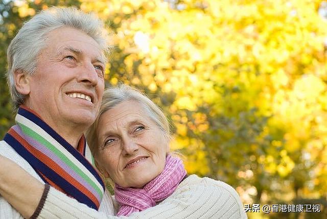老年人过夫妻生活是“老不正经”？能坚持到多少岁？听一听建议 - 2