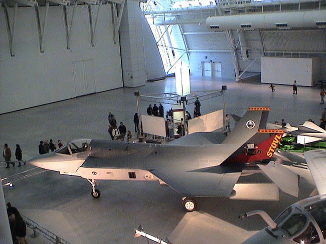 全世界最大的国防工业承包商：洛克希德·马丁航空航太制造厂 - 2